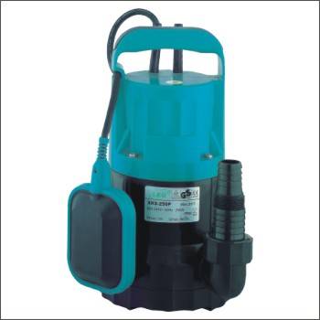 XKS 750P - 1 hp Monofaze 220V Plastik Dalgıç Leo Pompa